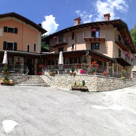منزل الضيف كوليو  في Agriturismo Cornei Da Nadia المظهر الخارجي الصورة